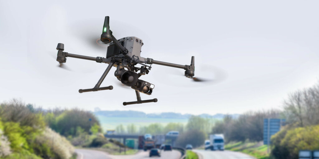 Zenmuse V1 montato su Matrice 350 RTK per comunicazioni vocali a lunga distanza