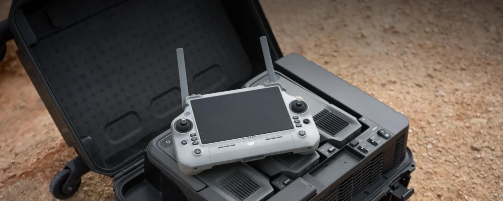 Radiocomando RC Plus 2 per DJI Matrice 400 con schermo e leve di controllo